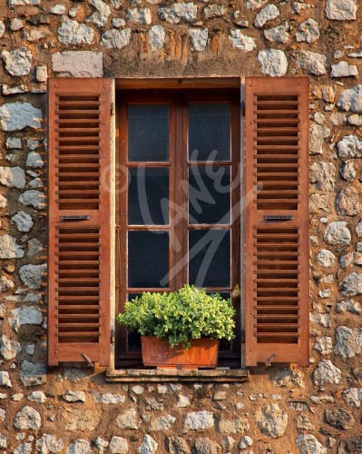 FRANCE Les Tourettes du Lac